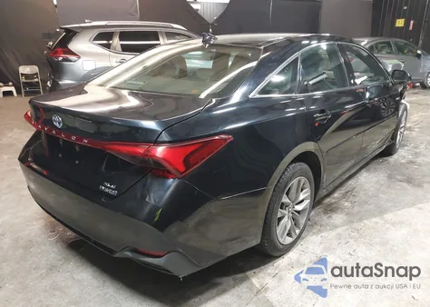 2019 Toyota Avalon Hybrid Xle from USA, damaged, VIN 4T1B21FB0KU008639